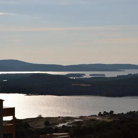 펜션 Hamito 시베니크